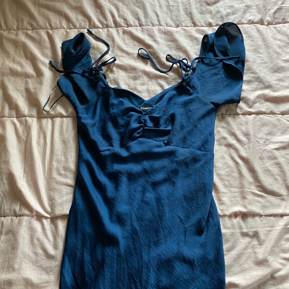Express off the shoulder midi dress